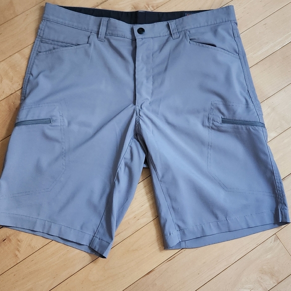 Hawke & Co. Men's grey shorts in size 36 - Picture 5 of 7